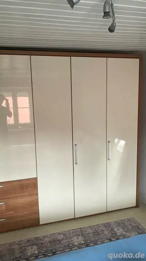 Echtleder Sessel, Sofa, Schafzimmer Schrank Bild 5