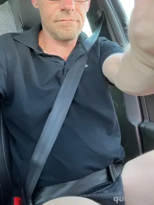 Ich ( m,50,schlank, 20x5 ) Putze Nackt bei dir 