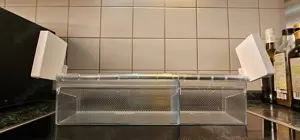 Liebherr Kühlschranktürenleiste mit Klappfach