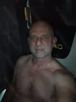 Treffen gesucht, nur W, in meinem LKW 