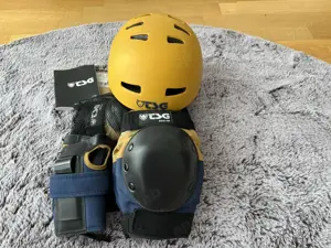 TSG Helm Evolution S M (Size 54-56 cm) + Basic Protection Set Size M (Kinder)