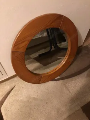 Spiegel rundum 60 x 60 cm aus Holz