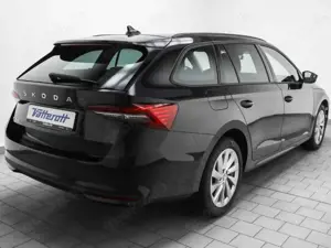 Skoda Octavia Combi 1.5 TSI e-TEC Selection Navi Kamera ACC Bild 5