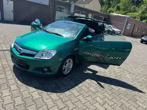 Opel Tigra Enjoy*Wenig Kilometer*TÜv +Inspektion Neu*** Bild 2