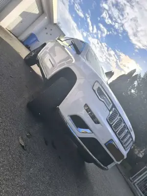 Jeep Grand Cherokee 3.0 V6 Multijet 4WD Automatik Summit Bild 3