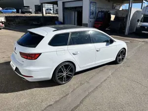 SEAT Leon ST 2.0 TSI 4Drive OPF DSG Cupra Bild 5