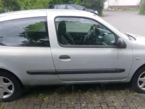 Renault Clio Clio 1.2 16V Chiemsee Bild 1