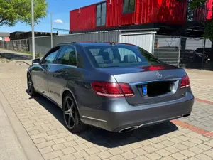 Mercedes-Benz E 220 BlueTEC 9G-TRONIC Avantgarde Bild 5