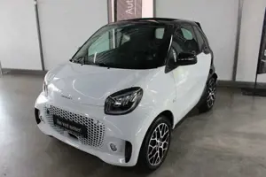 smart forTwo fortwo EQ cabrio LED Kamera Ambiente SHZ PTS