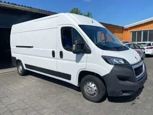 Peugeot Boxer Kasten Hochraum 335 L3H2 Pro Avantage Bild 2