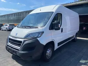 Peugeot Boxer Kasten Hochraum 335 L3H2 Pro Avantage