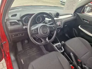 Suzuki Swift 1.2 Hybrid Club - Multi-fkt.-Lederlenk.+Alu+PDC - Bild 5