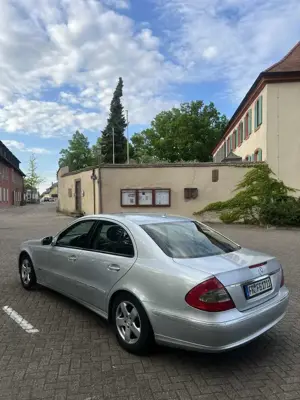 Mercedes-Benz E 280 E 280 CDI (211.020) Bild 3