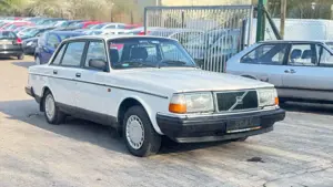 Volvo 244 *limo