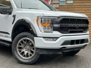 Ford F 150 5.0L ROUSH 4x4 Leder CarPlay AHK 360° Bild 3