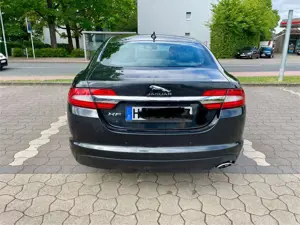 Jaguar XF 2.2 Diesel,    HSN/TSN: 1590/ABX Bild 4