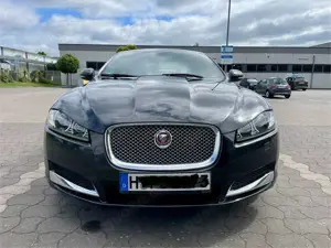 Jaguar XF 2.2 Diesel,    HSN/TSN: 1590/ABX Bild 3