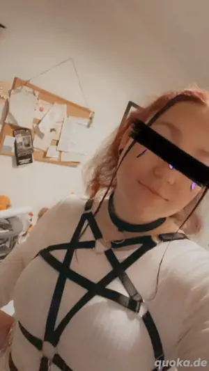 Deine Herrin Deine Herrin sucht einen Richtigen Online Geldsklave