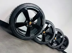 Porsche 911 992 Facelift Carrera Classic Sommer Räder Bild 2