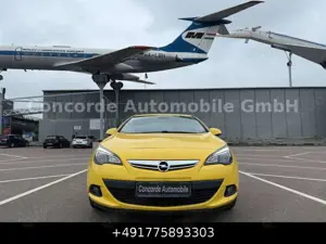 Opel Astra J GTC Excite NAVI PDC  LH KLIMA SHZ MFL Bild 3