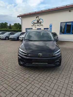 Volkswagen Touran R-Line 1,5TSI DSG Panor.7-Sitz,LED