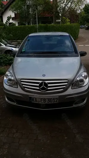 B200 MB sgt. Zustand, AHK, 166t km, silbermet.