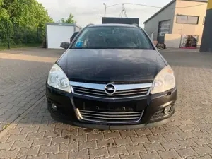 Opel Astra H Caravan Selection "110 Jahre, 1 Hand