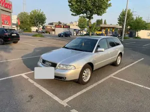 Audi A4 1.8 quattro Bild 4