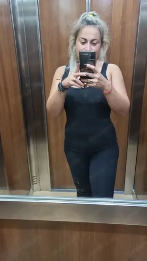 Sexchat, Bilder und Videos meiner Frau 