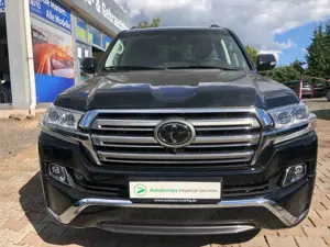 Toyota Land Cruiser 200 Bild 2