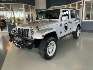 Jeep Wrangler Unlimited2.8 CRD Aut. Sahara Seilwinde LED