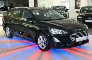 Ford Focus Turnier Cool  Connect Automatik*NAVI*SHZ* Bild 2