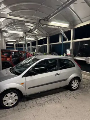 Ford Fiesta 2006 Bild 2
