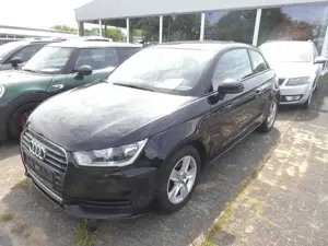Audi A1 1.0 60KW TÜV NEU Bild 2