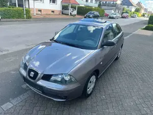 SEAT Ibiza **1.4** Tüv Bis 01/2027**Gepflegt** Bild 3