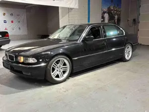 BMW 750 E38 750i Lang Automatik Vollausstattung