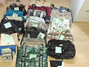 verschiedene Taschen