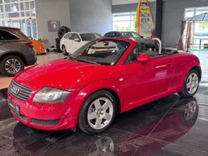 Audi TT 1.8 T Roadster Leder Xenon ZV FIS Sihzg 3.Ha