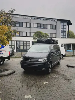 Volkswagen T5 Multivan Mulitvan Life (neuer motor) mit Campingausrüstung