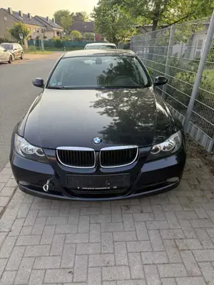 BMW 320 320d Bild 5