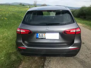 Mercedes-Benz B 180 7G-DCT