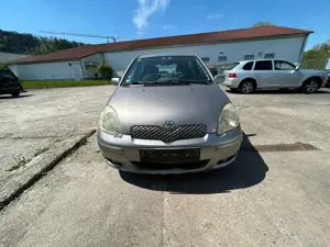Toyota Yaris 1.3 Sol Klima/AC 5-Türig 5-Door