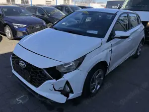 Hyundai i20 Select Hybrid B/E, Automatik, Klima