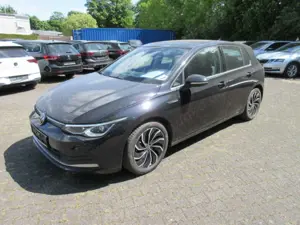 Volkswagen Golf Style 1.5 TSI NAVI PANO IQ LIGHT ACC eSITZ ALU APS SITZH