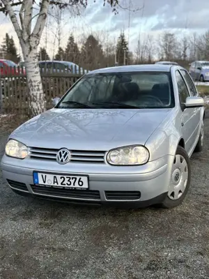 Volkswagen Golf 1.8 Highline