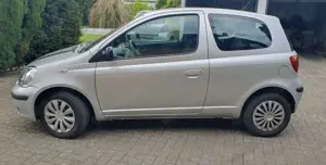 Toyota Yaris Yaris 1.0 Bild 2