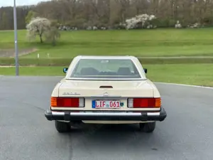 Mercedes-Benz SL 560 wenig KM neuwertiger Zustand Bild 5