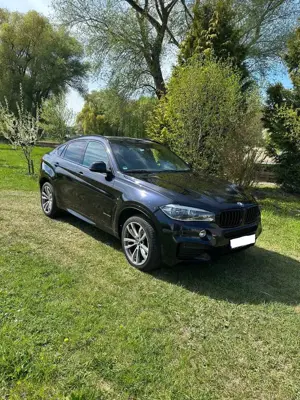 BMW X6 xDrive40d Bild 2