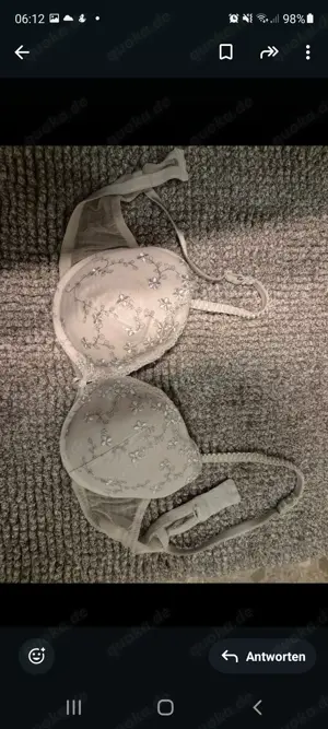 Gebrauchte unterwäsche, tanga, slip  BH,  socken. Bild 4