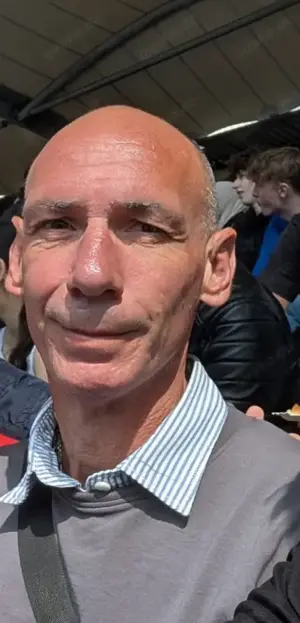 Suche für den 14.6 tg treffen mit Frau 